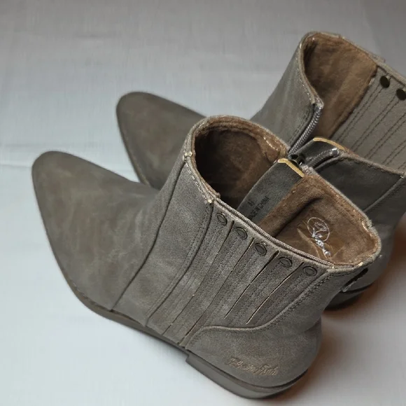 Blowfish Malibu Gray Ankle Booties,sz 8 1/2. - Picture 3 of 8